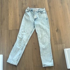 Abercrombie Curve Love Ultra High Rise 90s Straight Jean NWOT
